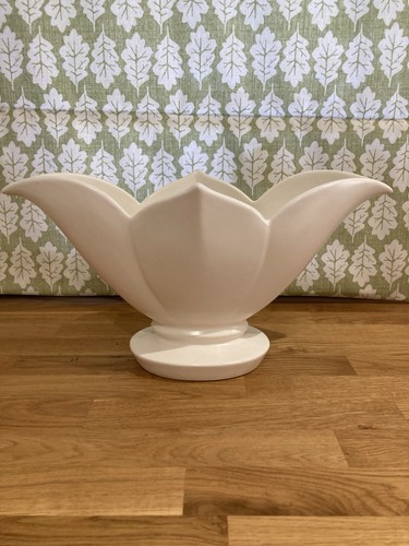 Fulham pottery lotus mantle - fulham,