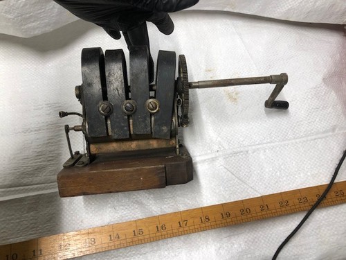 Antique lovely hand - hand, cranked