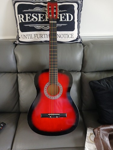 Acoustic guitar - acoustic,