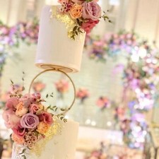 Hoop tier cake spacer