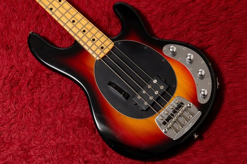 Ernie ball music man stingray - man,