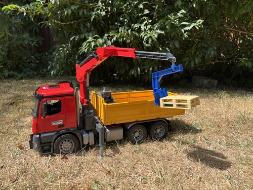 Bruder mercedes benz arocs - benz,