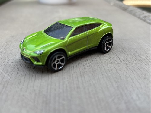 Hot wheels lamborghini - hot, urus