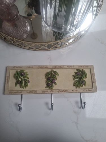 Lovely pretty homesense key - homesense,