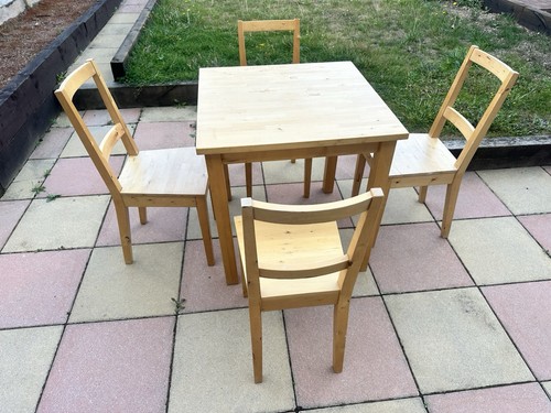 Table chairs - 4,