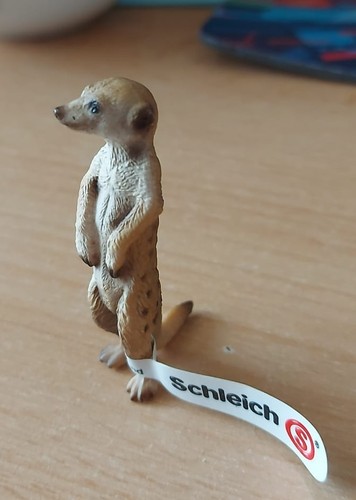 Schleich standing meerkat