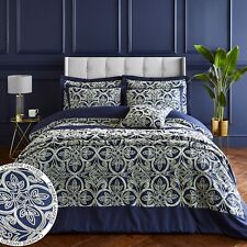 Catherine Lansfield Flock