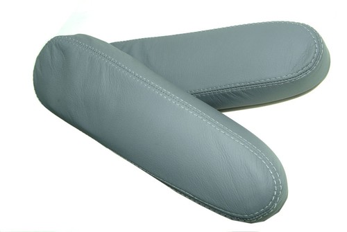Front seat armrest - front,