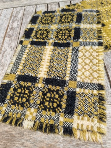 Vintage welsh wool - vintage, tapestry
