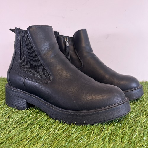 Blow fish boots size womes - 7,