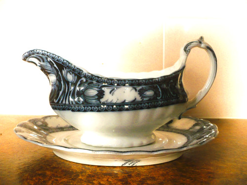 Vintage wedgwood gravy - vintage, boat