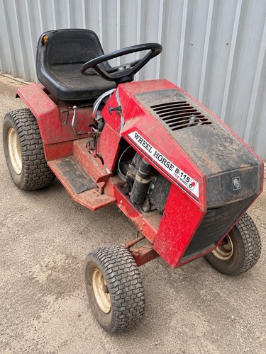 Wheel horse 115 vintage ride - horse,