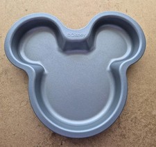 Disney Mickey Mouse Baking/ Cake Pan. Mickey Head Metal Pan. Baking Supplies.