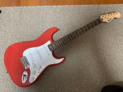 Squier fender stratocaster - squier,