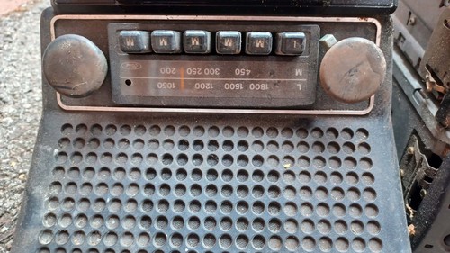 Retro and vintage - vintage,