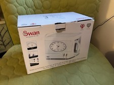 Swan STM201N Retro Teasmaid