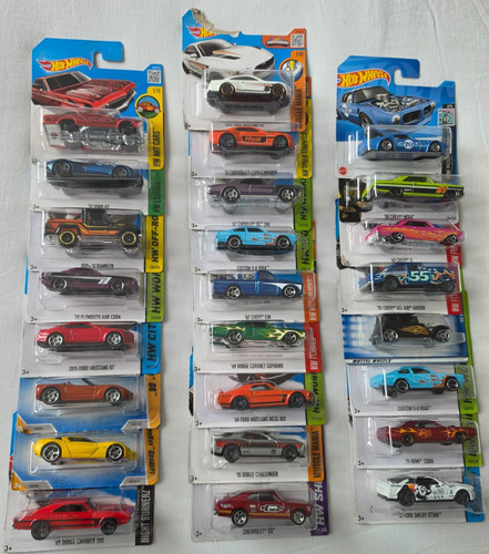 Hot wheels job lot - wheels,