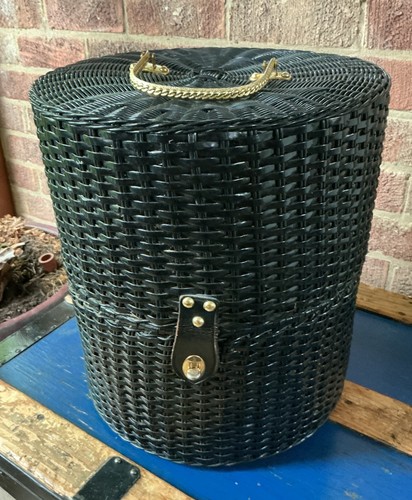 Vintage 60s black vinyl wicker - 60s,