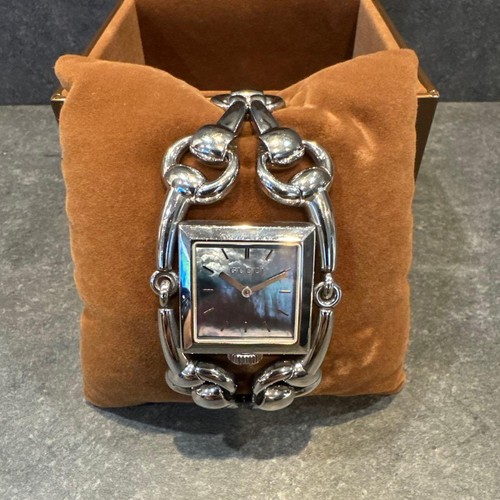 Gucci signoria 116 watch - gucci,