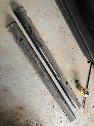 Pair side skirts - side, n/s