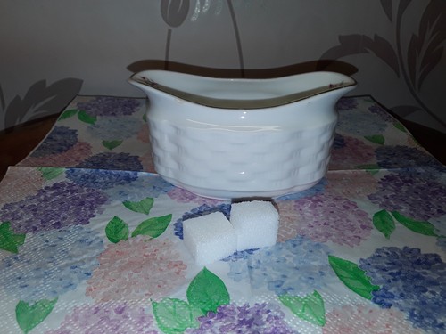 Sugar bowl vintage - sugar,