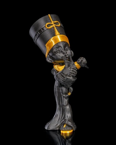 Nefertiti cat lady figurine - nefertiti,