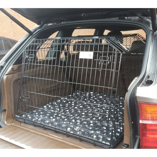 Pet world bmw - pet, suv