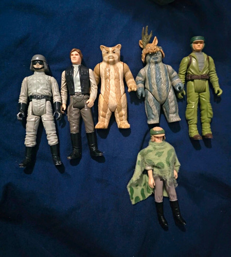 Vintage star wars figures - star,