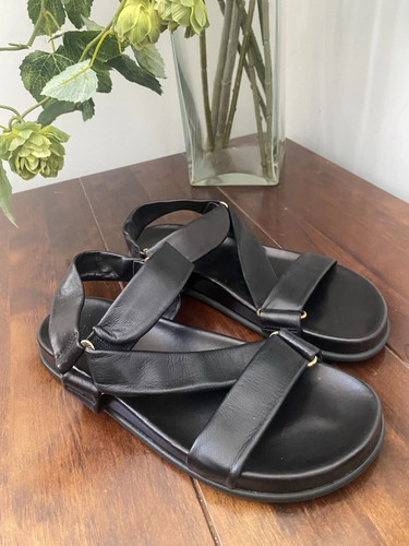 Russell bromley black leather - bromley,