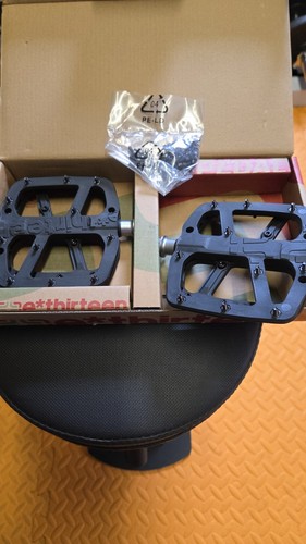 Thirteen flat composite - flat,