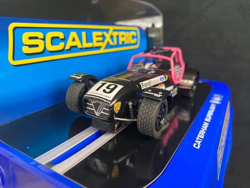 Scalextric caterham superlight - caterham,