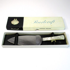 Vintage Pearlcraft Pie Server