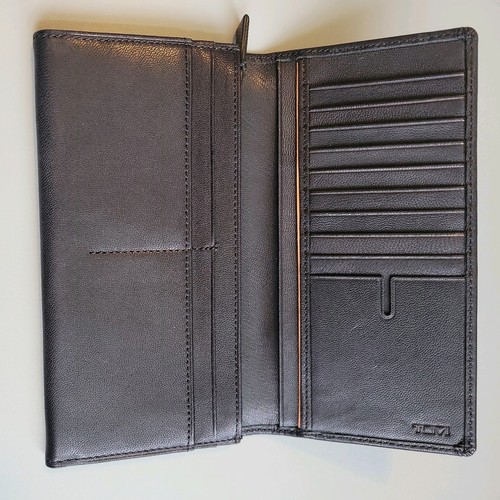 Tumi leather wallet - leather, wallet,