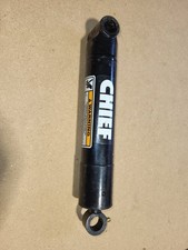 Chief WX Welded Hydraulic Cylinder: 1.5 Bore x 4 Stroke - 0.75 Rod 207-371