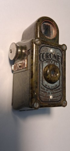 Scarce coronet midget - midget, bakelite