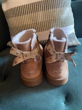 GIRLS SUEDE ANKLE UGG