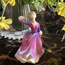 Royal Doulton Pretty Petites