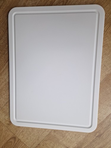 Brand new corian chopping - new,