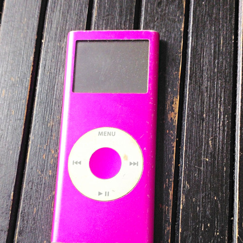 Apple ipod nano 1st gen - apple,
