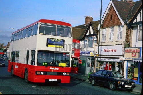 35mm slide metroline leyland - metroline,