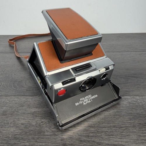 Polaroid land camera - sx-70,