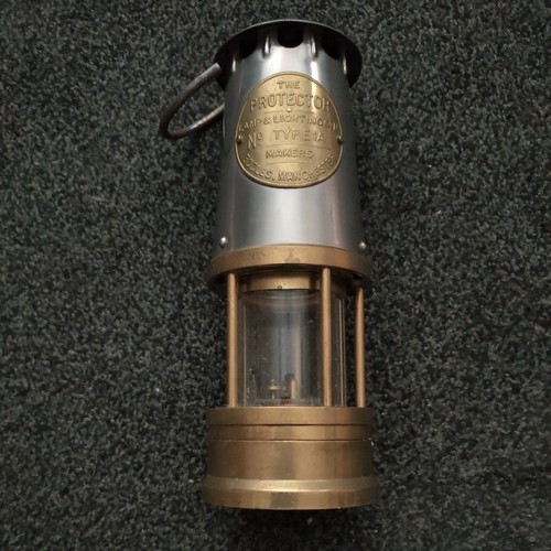 Protector lamp lighting - protector,