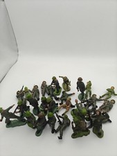 Vintage toy soldiers bundle - vintage,