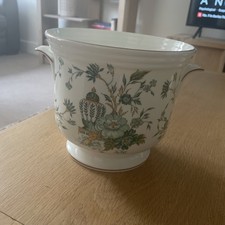 VINTAGE CROWN STAFFORDSHIRE KOWLOON PLANTER FINE BONE CHINA 