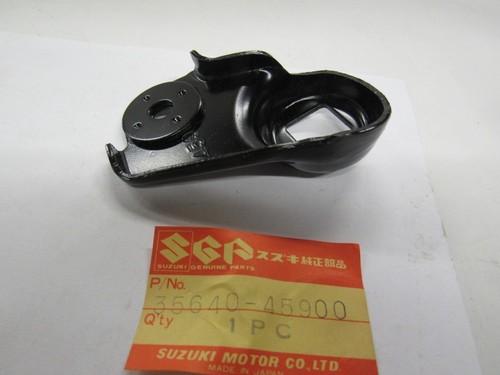 Suzuki 1982 1983 - 1982-1983, rear