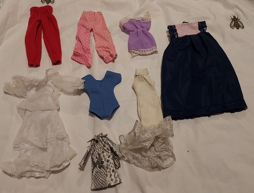 Bundle vintage sindy - of,