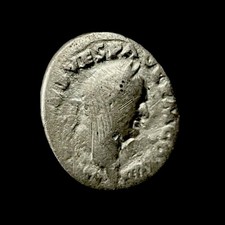 Vespasian  Denarius Tri Pot