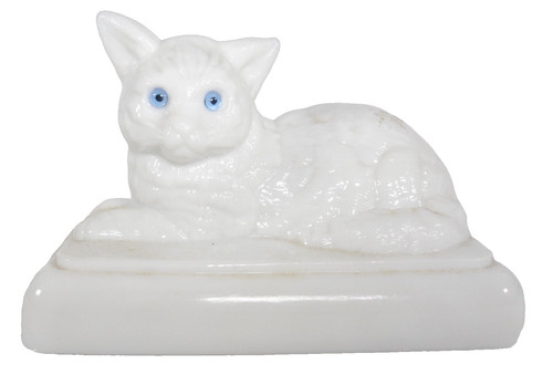 Westmoreland milk glass cat - glass,