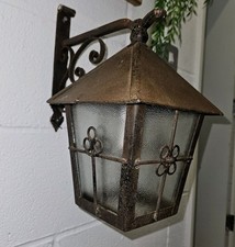 Victorian Style Outside Hanging Wall Lantern 