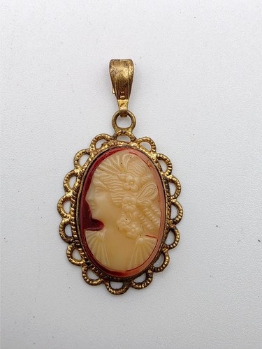Vintage cameo pendant - vintage,